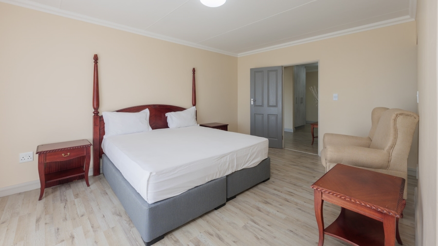 12 Bedroom Property for Sale in Agulhas Western Cape